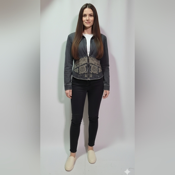 Bandolino Women's Black Vintage Embroidered Zip-Up Jean Jacket Size 6 (Small) - Picture 4 of 11